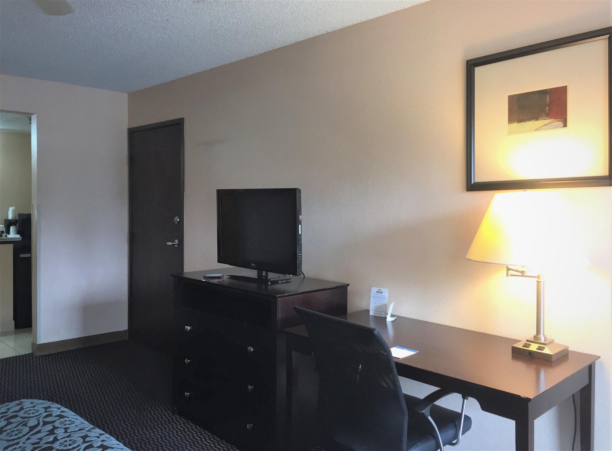Hotel Days By Wyndham Yuma