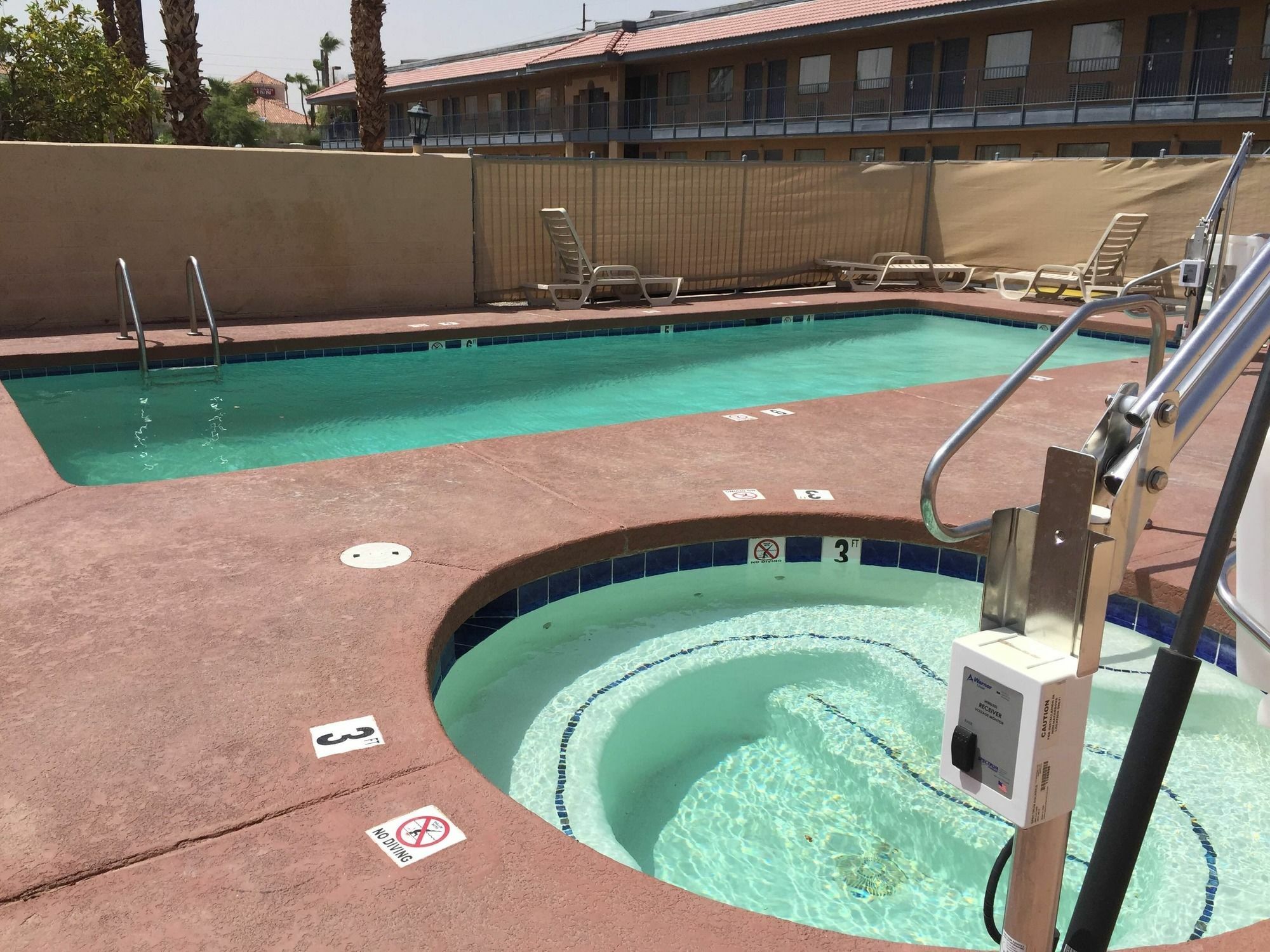 Days By Wyndham Hotel Yuma